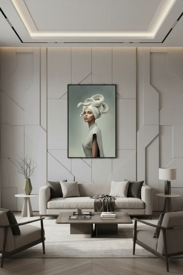 Жена с тъмна кожа в тъмна рокля, бяла змия увита като тюрбан на главата, златна маска на очите, листа около главата, тъмен фон в бежово-кафяви тонове